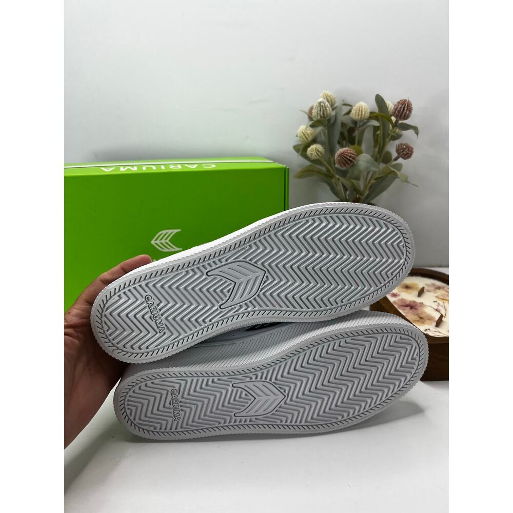Cariuma Salvas Casual Leather Sneaker White/Leopard Print Heel Women's 8.5 NWB - Picture 8 of 10